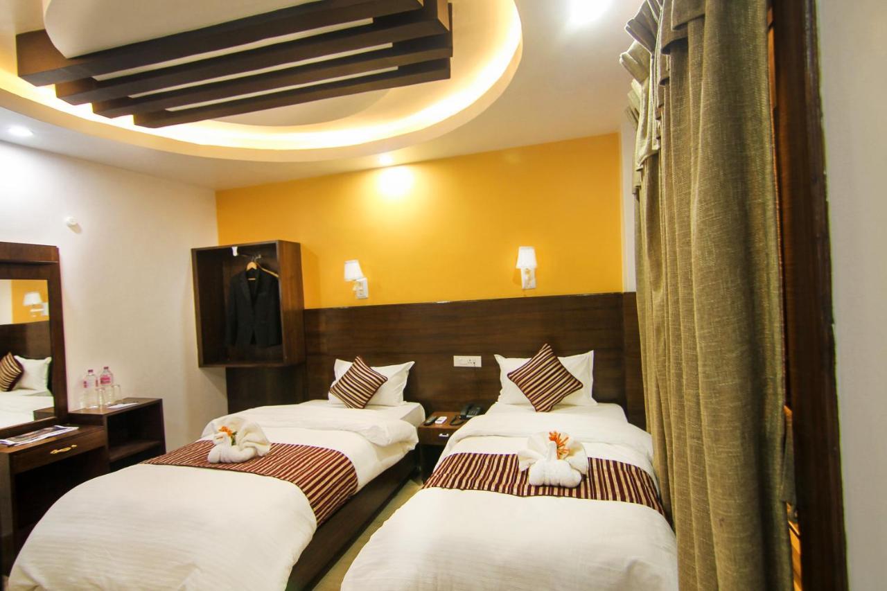 Hotel Lakeside Pvt. Ltd. Pokhara Exterior photo