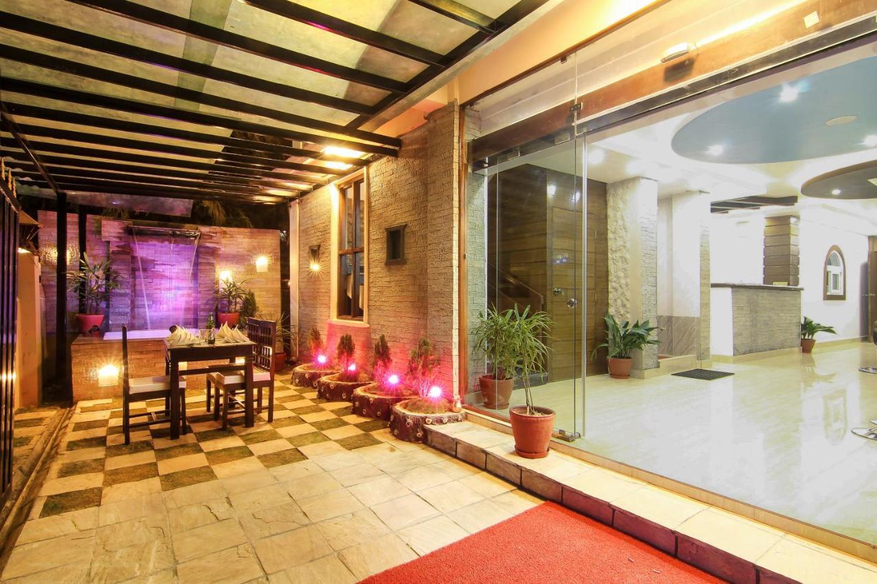 Hotel Lakeside Pvt. Ltd. Pokhara Exterior photo