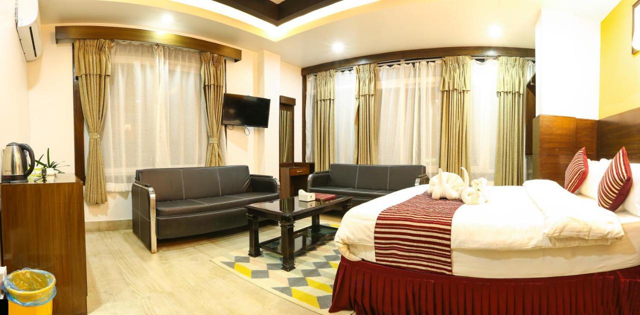 Hotel Lakeside Pvt. Ltd. Pokhara Exterior photo