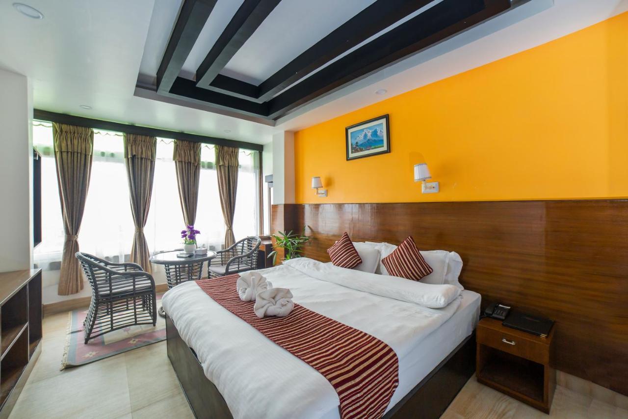 Hotel Lakeside Pvt. Ltd. Pokhara Exterior photo