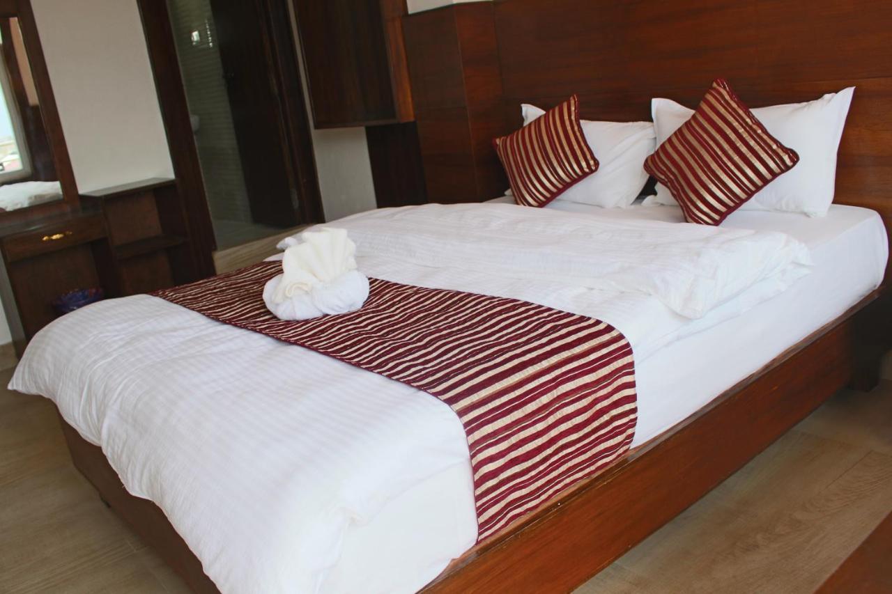 Hotel Lakeside Pvt. Ltd. Pokhara Exterior photo