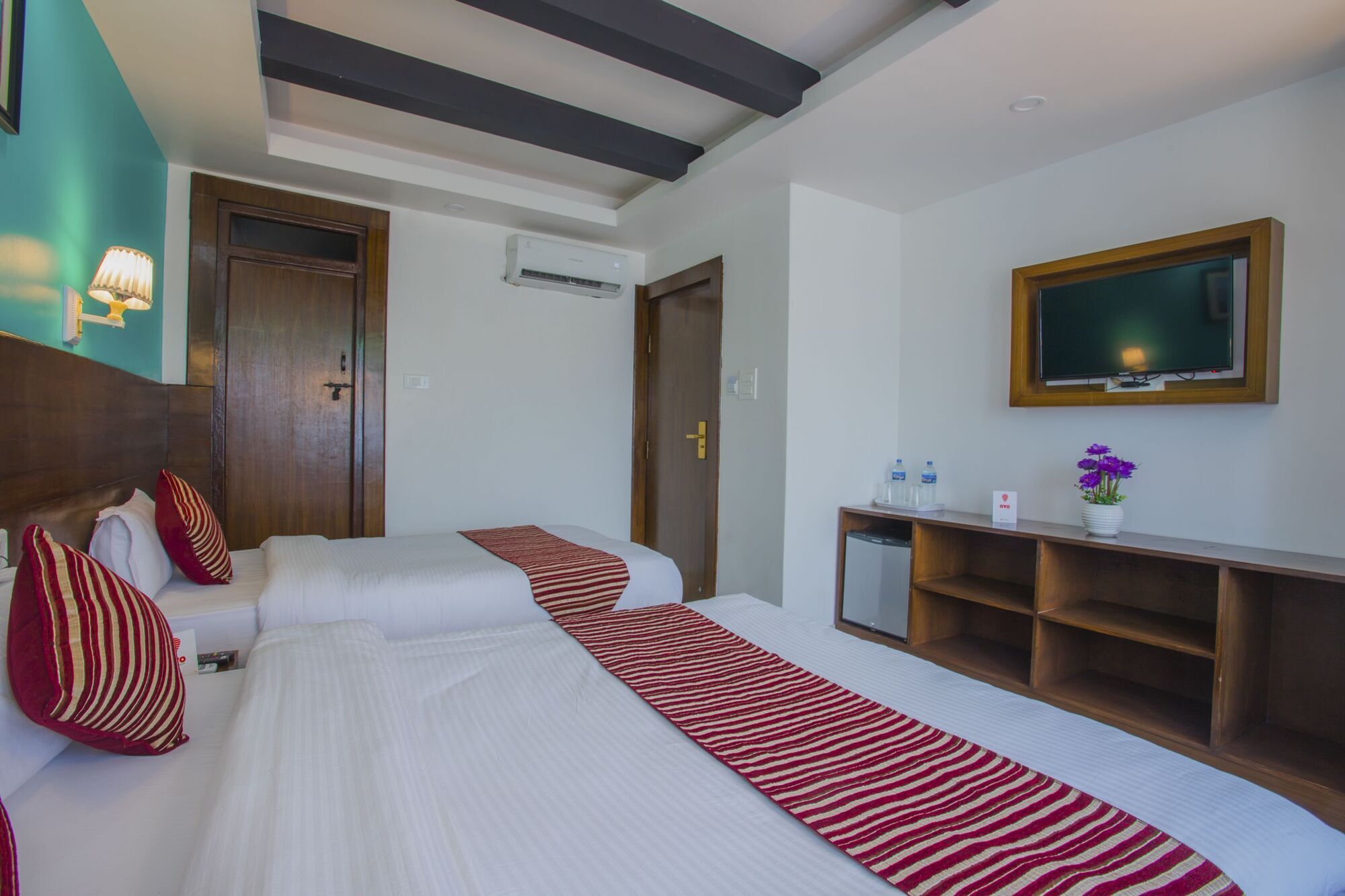 Hotel Lakeside Pvt. Ltd. Pokhara Exterior photo